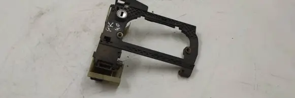Front door exterior handle/bracket