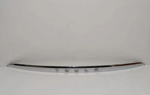 Tesla Model X Tailgate trim