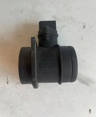 Volkswagen Golf Plus Mass air flow meter 0281002631