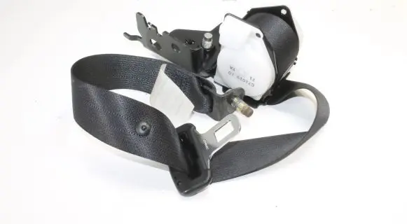 Mazda 3 II Rear seatbelt TKAB0EH895