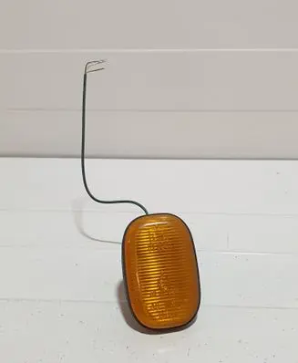 Toyota Avensis Verso Front fender indicator light 6R019461 013847