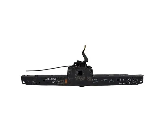 Top upper radiator support slam panel