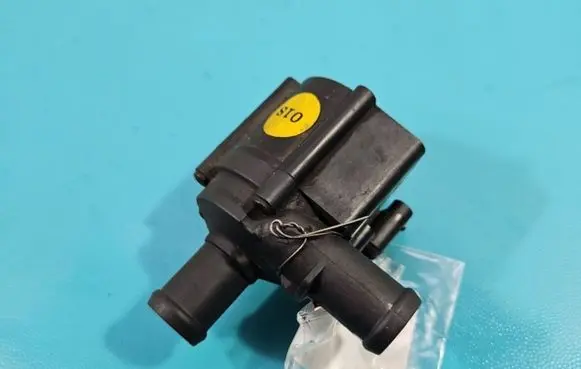 Volkswagen Golf VII Electric auxiliary coolant/water pump 5Q0965561B IMPRK1366311