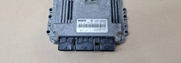 Renault Trafic II (X83) Engine control unit/module 8200051609