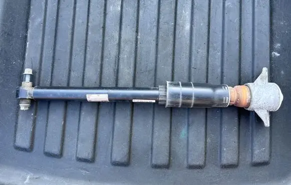 Audi A4 S4 B9 8W Rear shock absorber/damper 8W0513035AJ B9R1H060 8W0513028BF