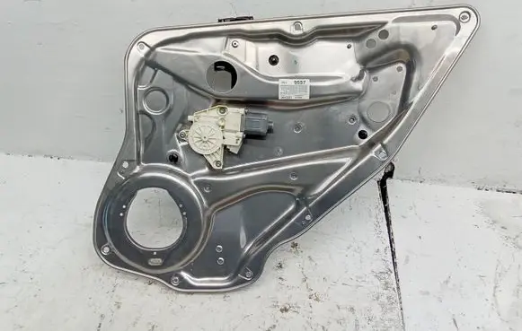 Mercedes-Benz E W212 Rear door window regulator with motor A2048200642 961108101