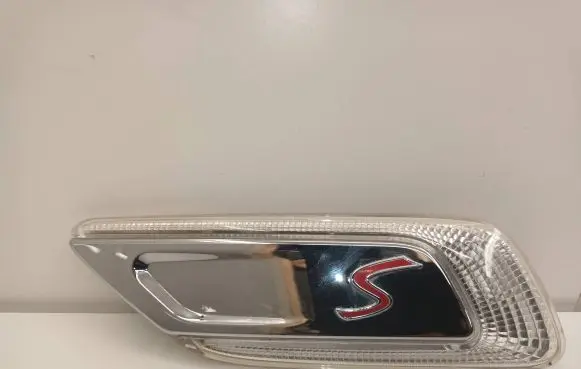 Mini Clubman F54 Front fender indicator light 7358470
