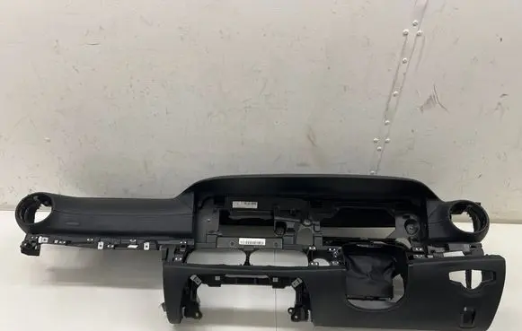 Mercedes-Benz E W213 Dashboard A2136809904