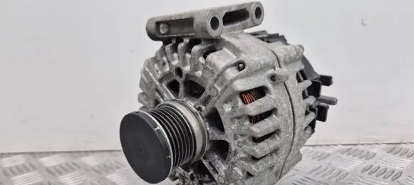 Mercedes-Benz SLK R172 Generator/alternator A0009063622 FG18S098 411002587