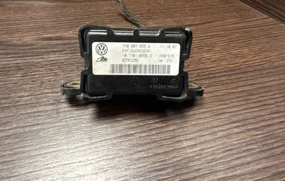 Volkswagen Transporter - Caravelle T5 ESP acceleration yaw rate sensor 7H0907655A