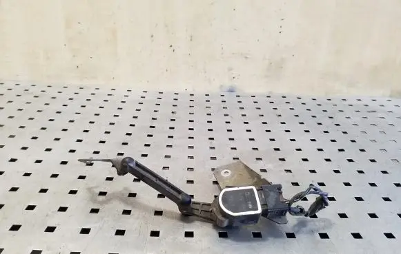 BMW X1 E84 Headlight/headlamp level sensor 6853754