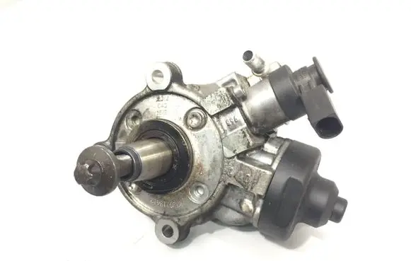BMW X3 F25 Fuel injection high pressure pump 8511626