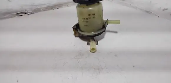 Toyota Corolla Verso AR10 Power steering fluid tank/reservoir