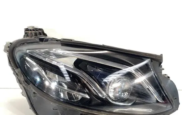 Mercedes-Benz E W213 Headlight/headlamp A2138260191