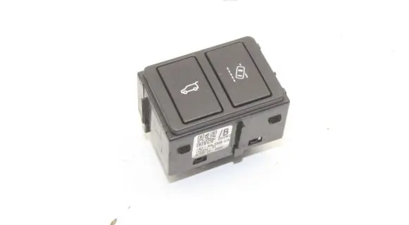 Land Rover Discovery Sport Tailgate/boot open switch button 1ADSAL550B M7051200994