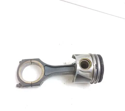 Mercedes-Benz Sprinter W906 Piston with connecting rod 65100