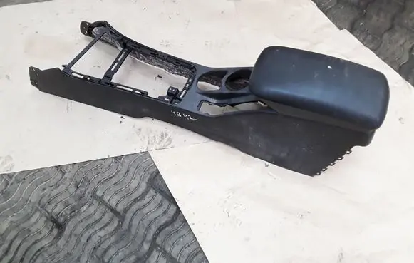 KIA Ceed Center console 846111H100 1404323