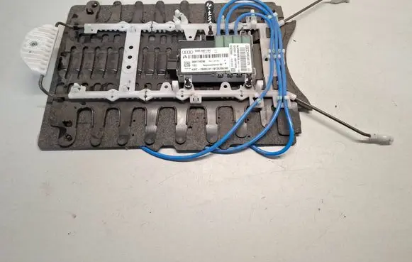 Audi RS5 Seat control module 8W0907182 8W0881897