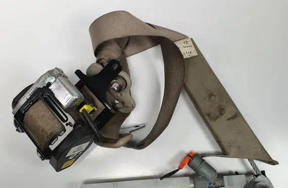 Renault Koleos I Front seatbelt 86885JY11B