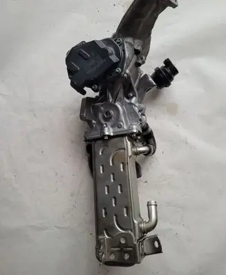 Mercedes-Benz Sprinter W906 EGR valve cooler A6511400675Q04 A6511420467