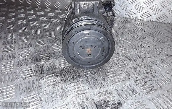 Toyota Corolla Verso E121 Air conditioning (A/C) compressor (pump) 4472600190