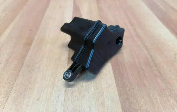 Vacuum air tank