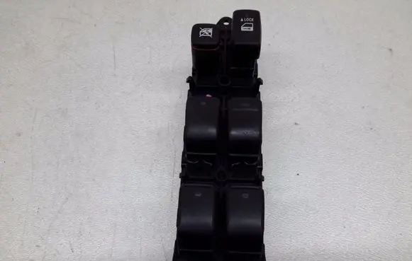 Lexus IS 220D-250-350 Electric window control switch 8404053070