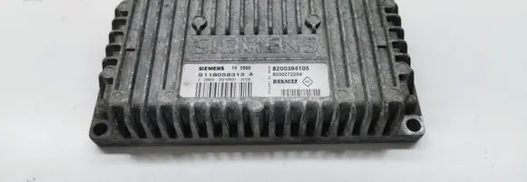 Renault Megane II Engine control unit/module 8200394105 8200272204 S118058313A