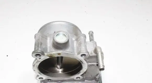 Lexus GS 250 350 300H 450H Throttle valve 2203031070