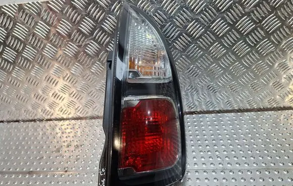 Citroen C3 Picasso Rear/tail lights S27639767 9681749180