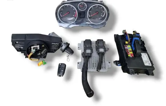 Engine ECU kit and lock set