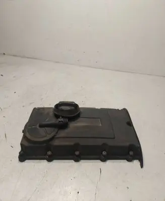 Volkswagen Golf Plus Rocker cam cover 03G103475