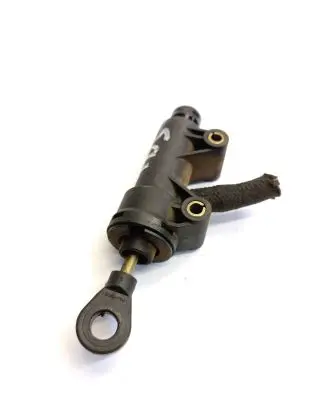 BMW 5 E39 Clutch slave cylinder 040501
