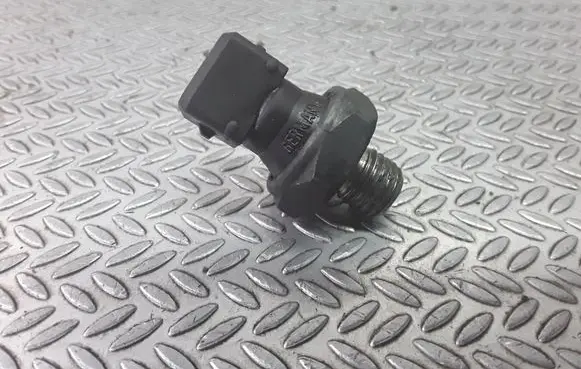 BMW 3 E46 Oil pressure sensor 