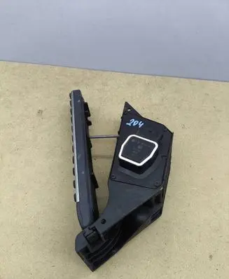 Mercedes-Benz C W204 Acceleration sensor A2043000204 051109 0616