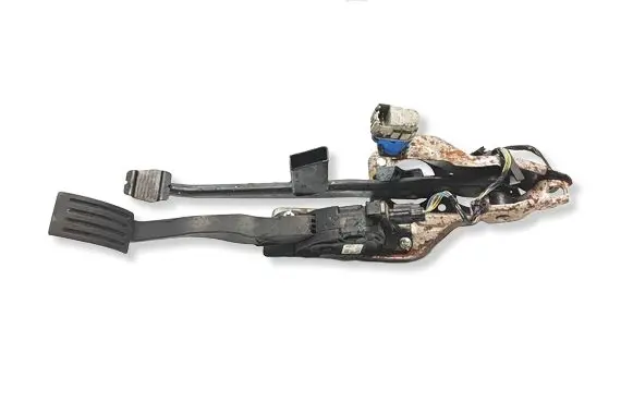 Ford Grand C-MAX Brake pedal AV612467CF AV619F836BB