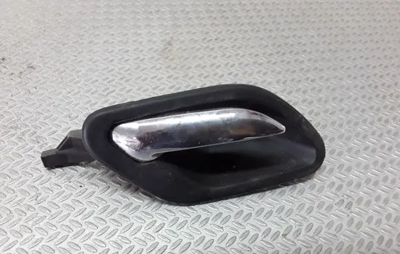 BMW 5 E39 Rear door interior handle 8226050