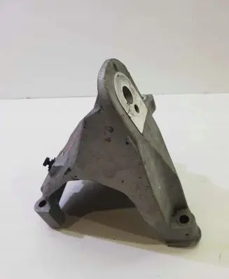 KIA Stinger Engine mounting bracket 21825-J5401