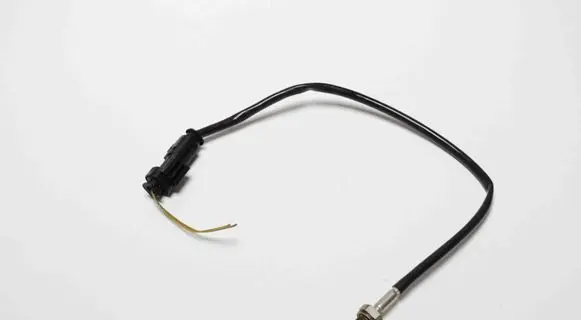 BMW 1 E81 E87 Oil temperature sensor 010728000462 7811913