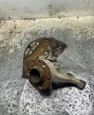 Volkswagen Caddy Front wheel hub