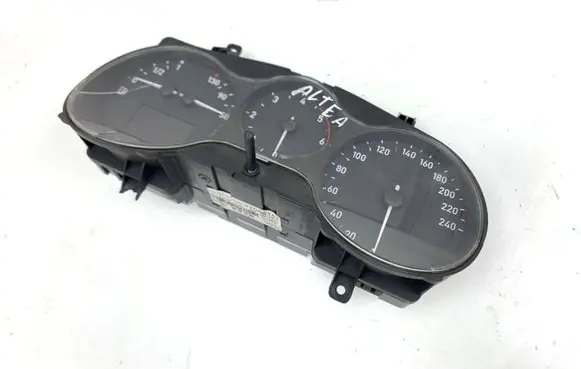 Seat Altea Speedometer (instrument cluster) 5P0920822E V1056161
