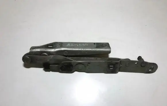 Audi 80 90 B3 Tailgate/trunk/boot hinge 893827301a