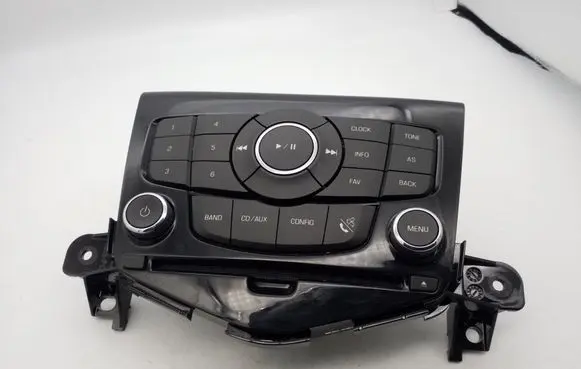 Head unit multimedia control