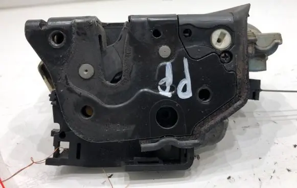 Seat Altea XL Front door lock 1P1837016