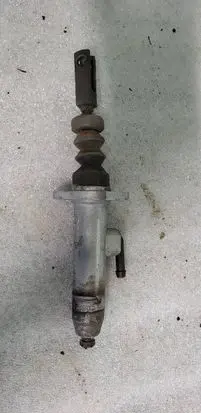 Audi 80 90 S2 B4 Clutch master cylinder 893721401D