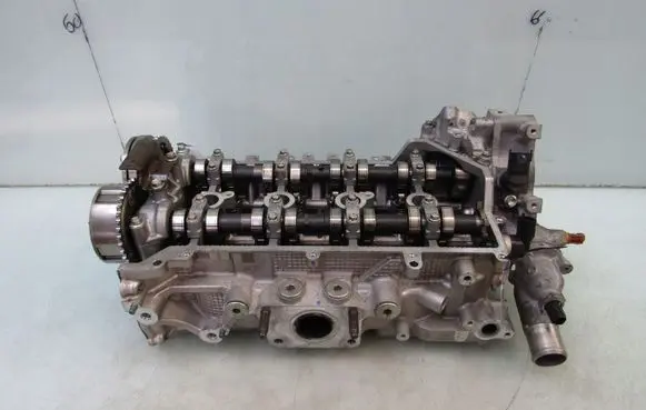 Suzuki SX4 S-Cross Engine head SCROSS
