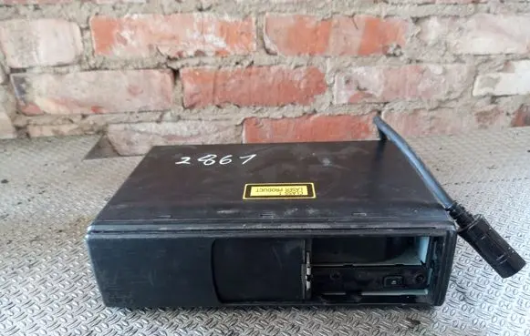 Audi A6 S6 C5 4B CD/DVD changer FA05735