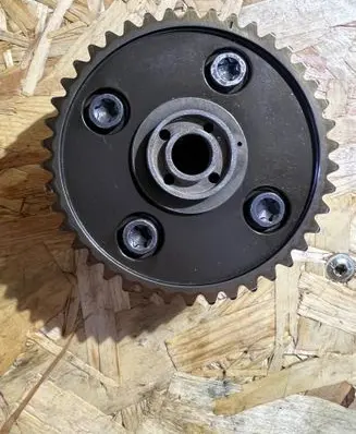 BMW 5 F10 F11 Camshaft pulley/ VANOS 1361053 17204710 01259