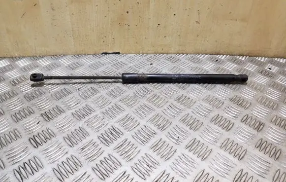 Hyundai ix35 Tailgate/trunk strut/damper 817702Y000