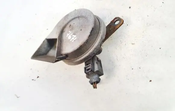 Volkswagen Polo Horn signal e1000233